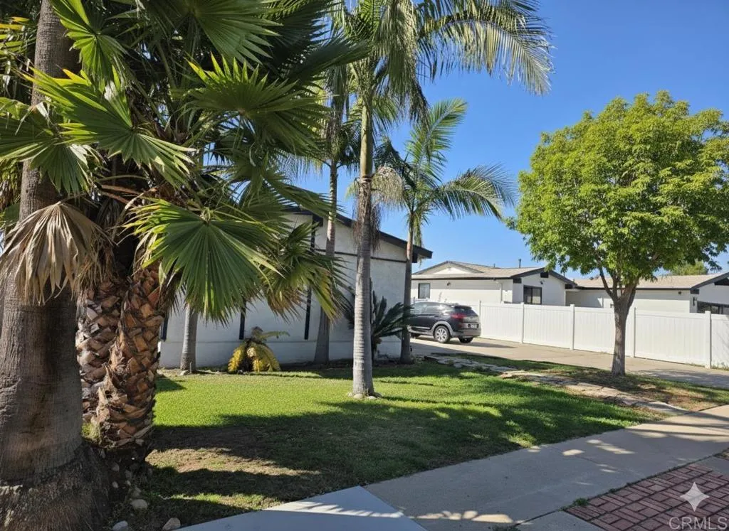 3932 Mount Acadia Boulevard, San Diego, California 92111 home-pic-2