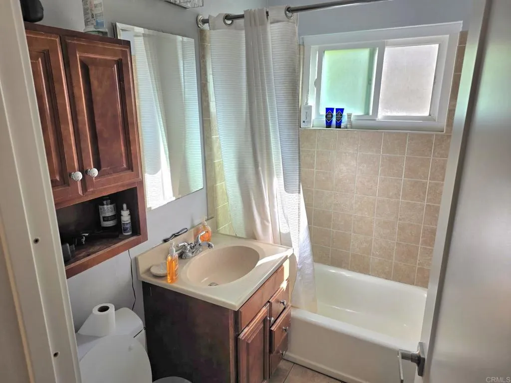 3932 Mount Acadia Boulevard, San Diego, California 92111 home-pic-12