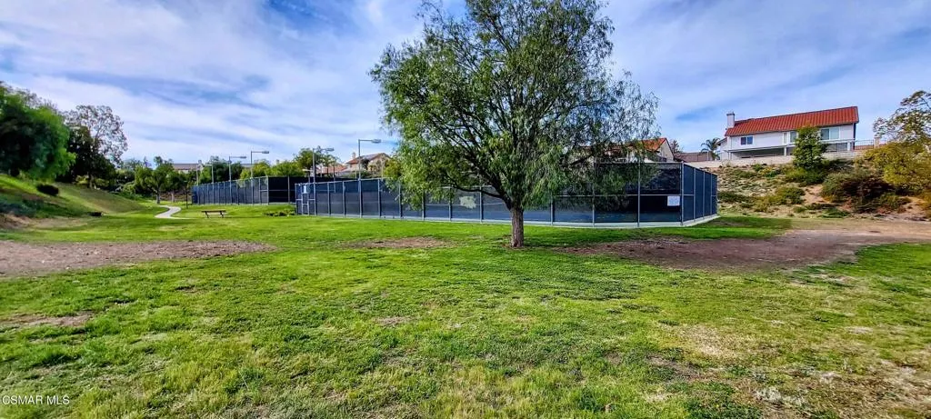 748 Azure Hills - 40