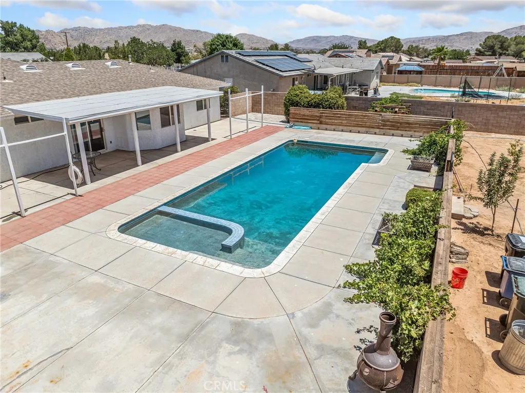 22163 Broken Lance Road, Apple Valley, California 92307 home-pic-49
