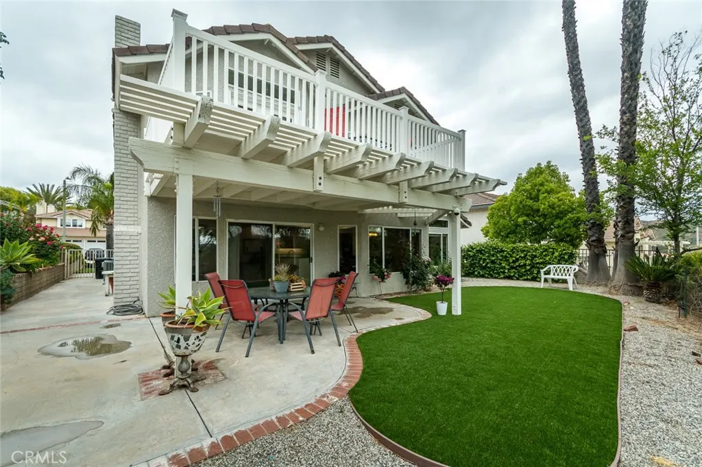 21714 Agajanian, Saugus, California 91350 home-pic-8