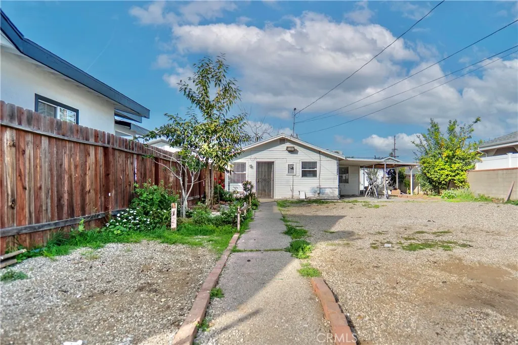 14841 Archwood, Van Nuys, California 91405 home-pic-14