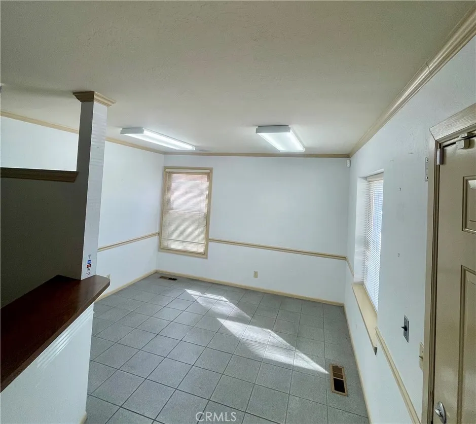 19 Williamsburg, Chico, California 95926 — photo 5