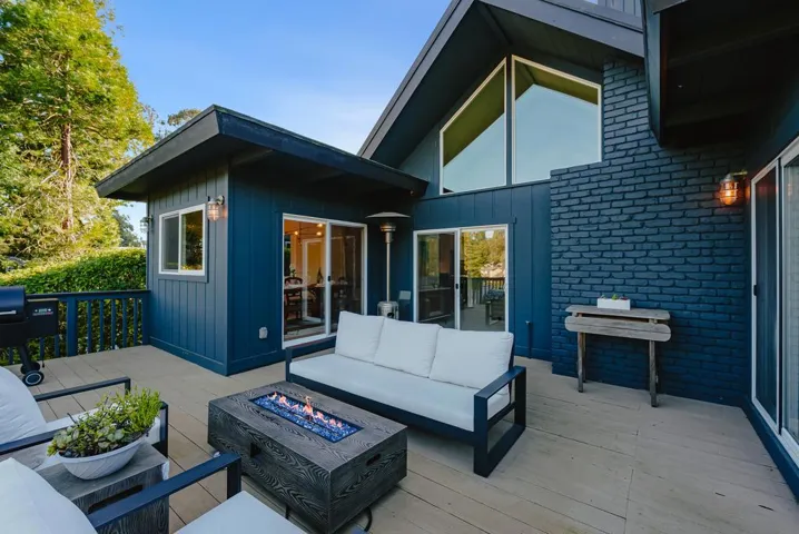 457 Townsend Drive, Aptos, California 95003