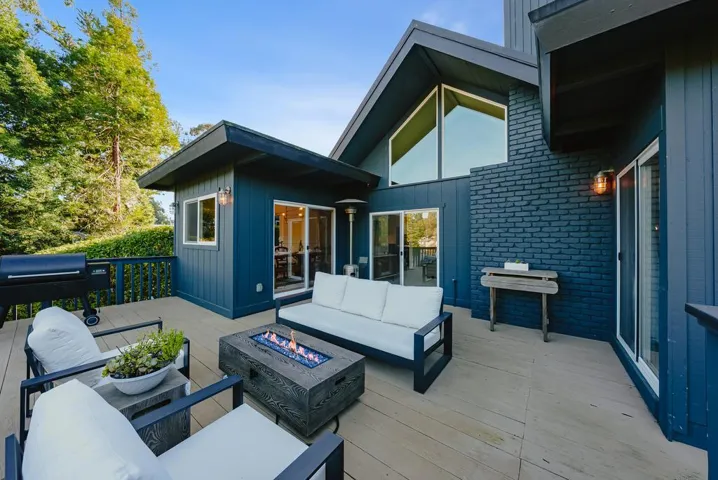 457 Townsend Drive, Aptos, California 95003