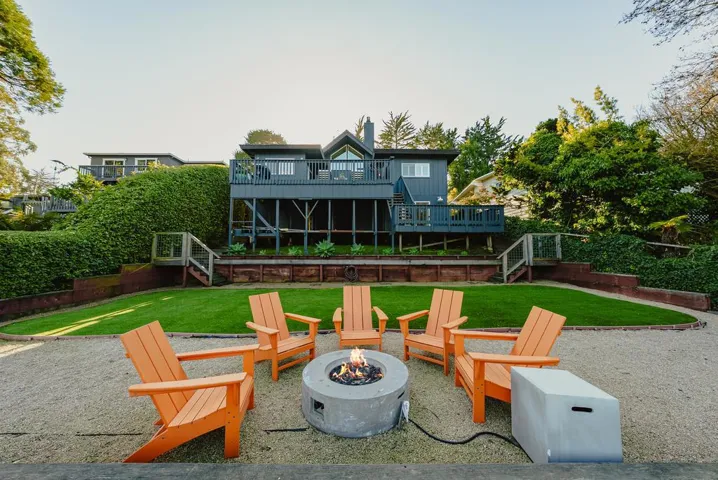 457 Townsend Drive, Aptos, California 95003