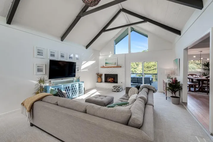 457 Townsend Drive, Aptos, California 95003
