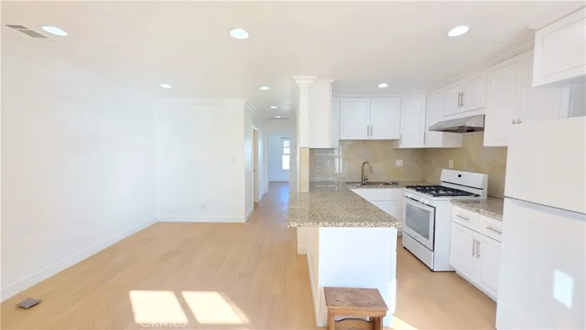 1138 N Park Avenue, Pomona, California 91768