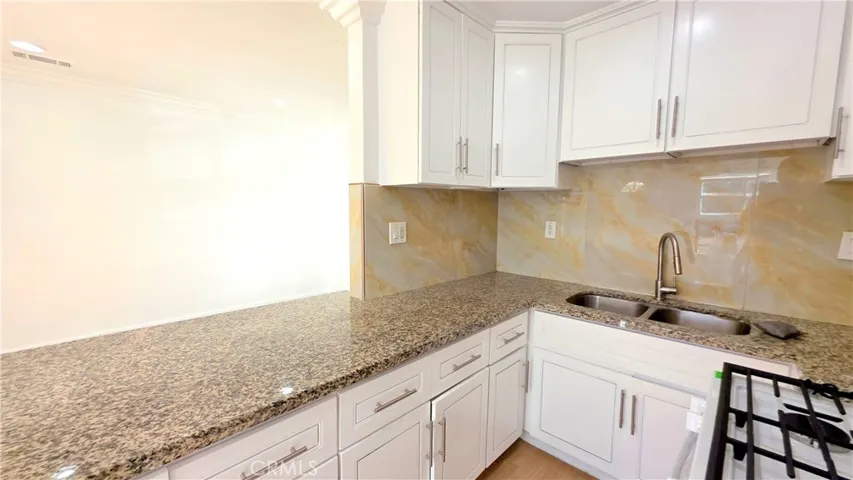 1138 N Park Avenue, Pomona, California 91768
