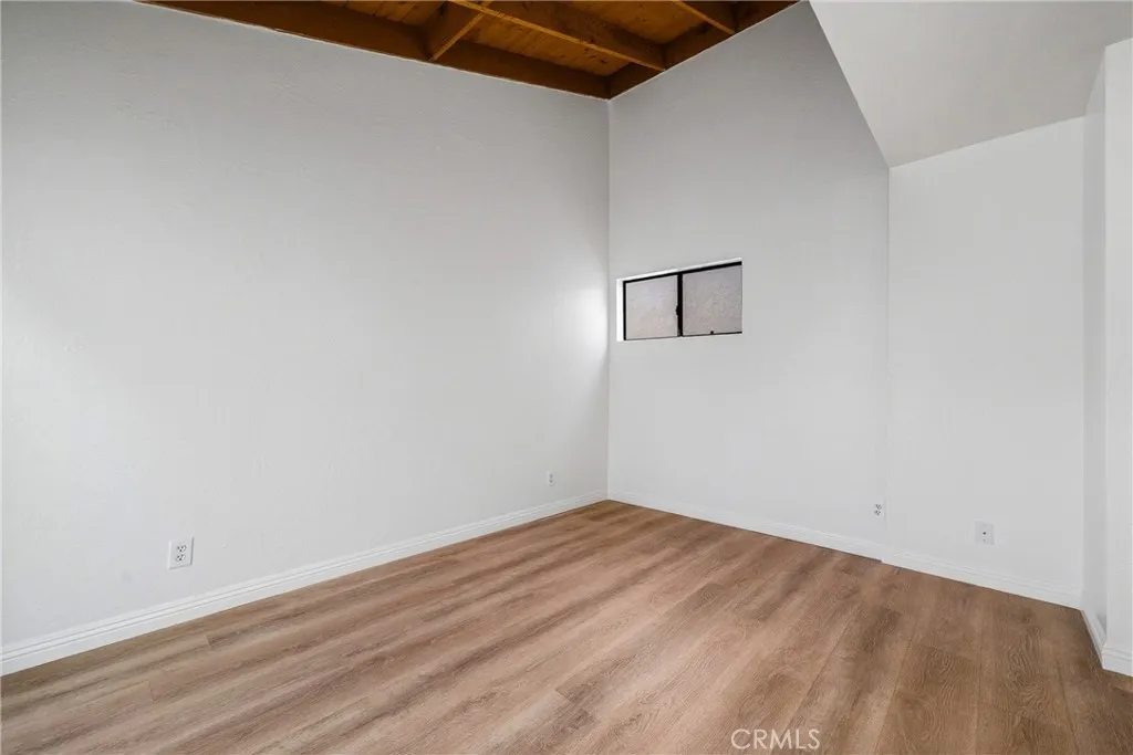 820 W Balboa Boulevard, Newport Beach, California 92661 home-pic-17