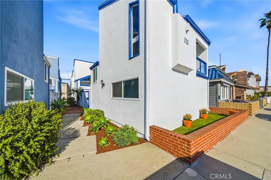820 W Balboa Boulevard, Newport Beach, California 92661 home-pic-10