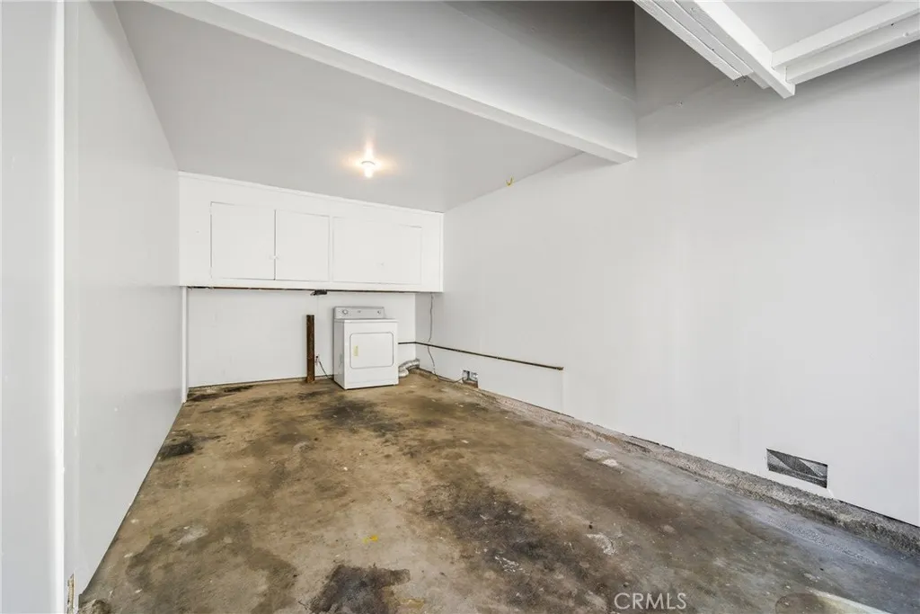 820 W Balboa Boulevard, Newport Beach, California 92661 home-pic-57