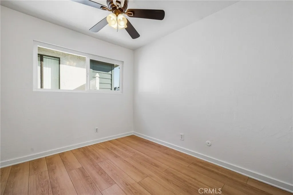 820 W Balboa Boulevard, Newport Beach, California 92661 home-pic-25