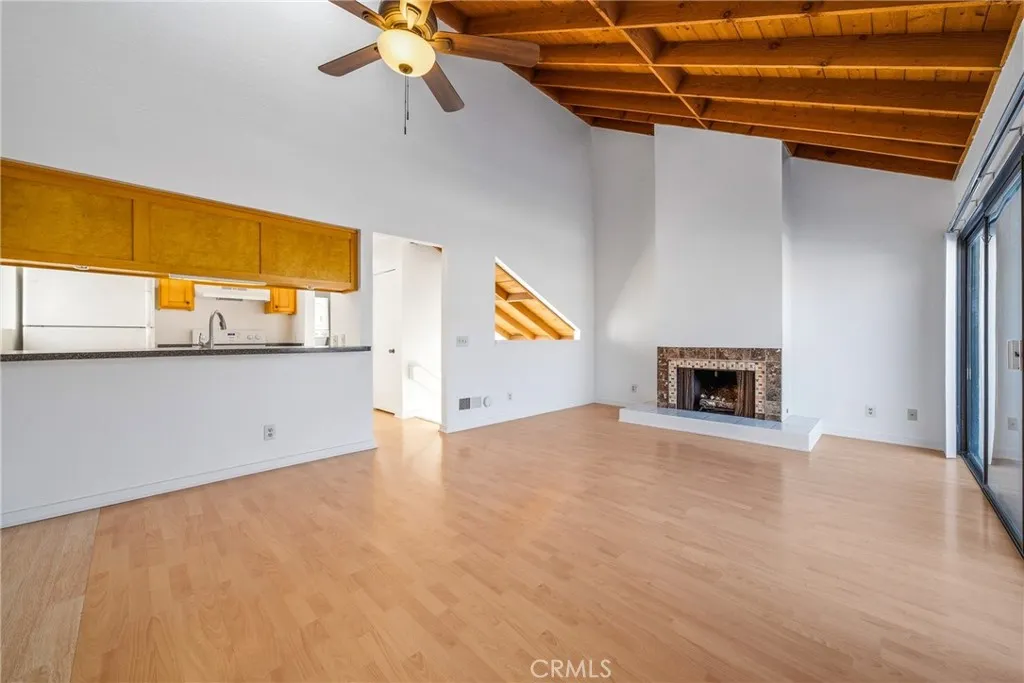 820 W Balboa Boulevard, Newport Beach, California 92661 home-pic-45