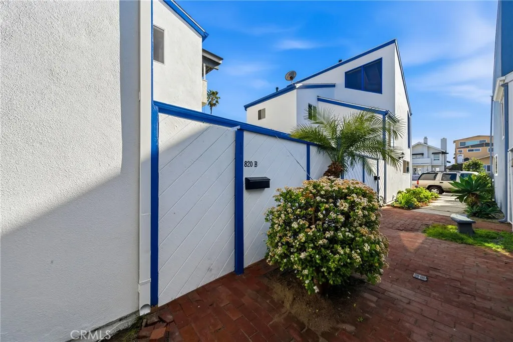 820 W Balboa Boulevard, Newport Beach, California 92661 home-pic-14