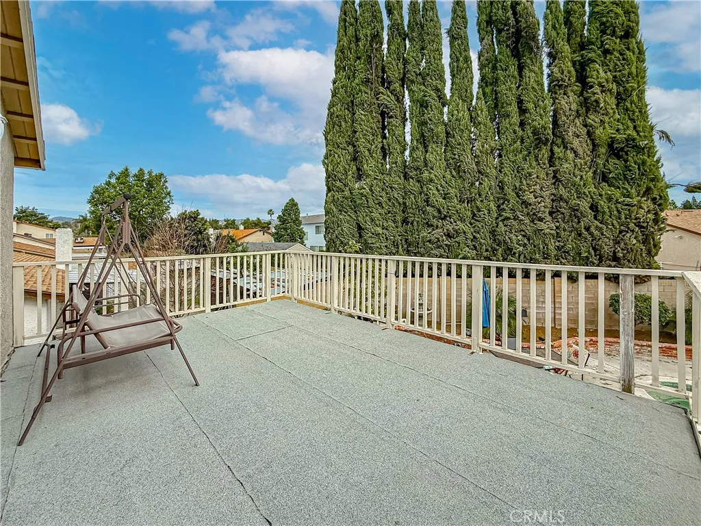 1814 Glenview Avenue, Simi Valley, California 93063 home-pic-19