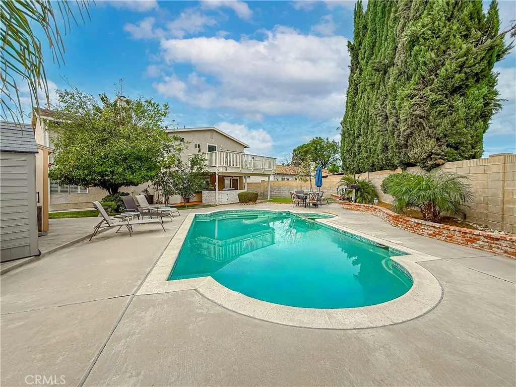 1814 Glenview Avenue, Simi Valley, California 93063 home-pic-21