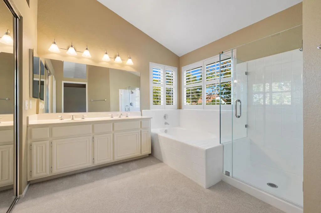 6746 Alderpoint Court, Riverside, California 92506 home-pic-24