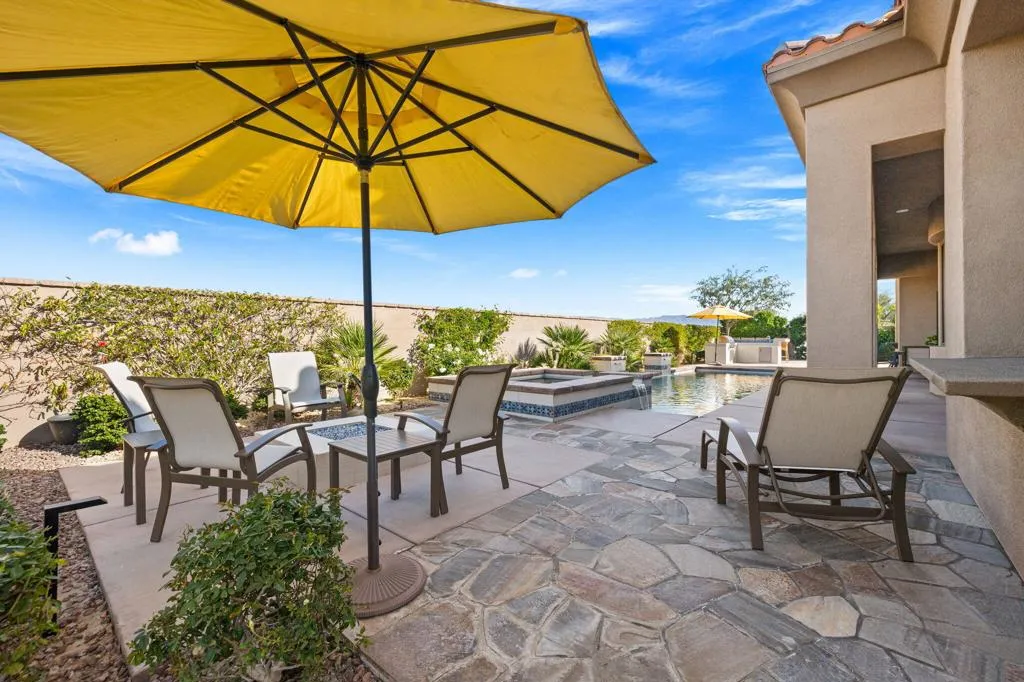 21 Alicante Circle, Rancho Mirage, California 92270 home-pic-74