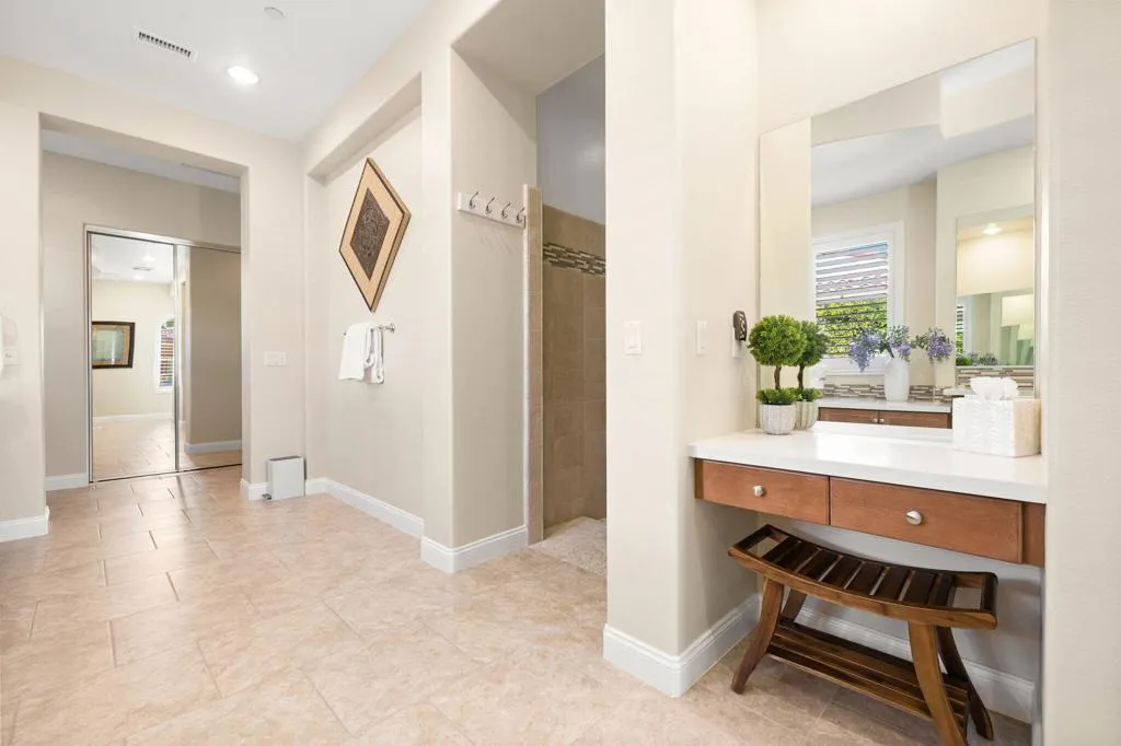 21 Alicante Circle, Rancho Mirage, California 92270 home-pic-45