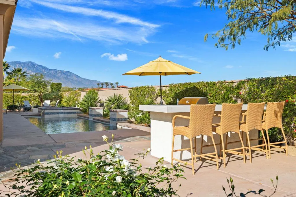 21 Alicante Circle, Rancho Mirage, California 92270 home-pic-64
