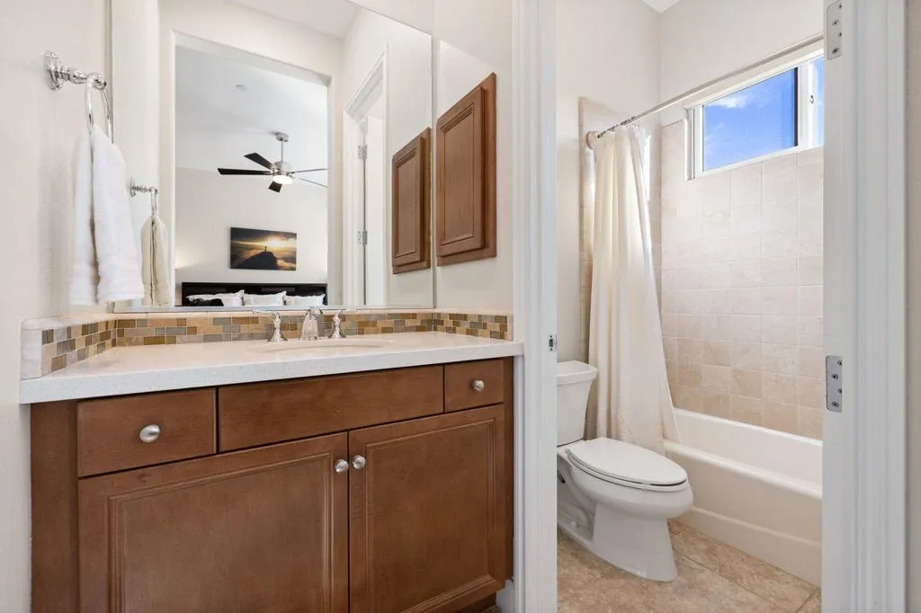 21 Alicante Circle, Rancho Mirage, California 92270 home-pic-55