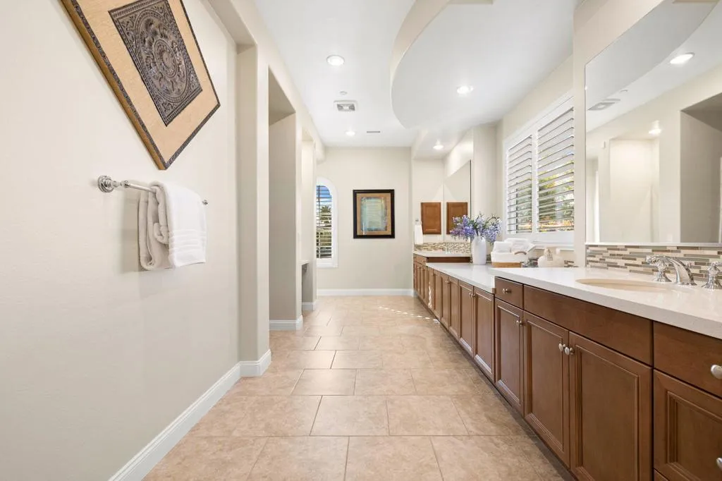 21 Alicante Circle, Rancho Mirage, California 92270 home-pic-46
