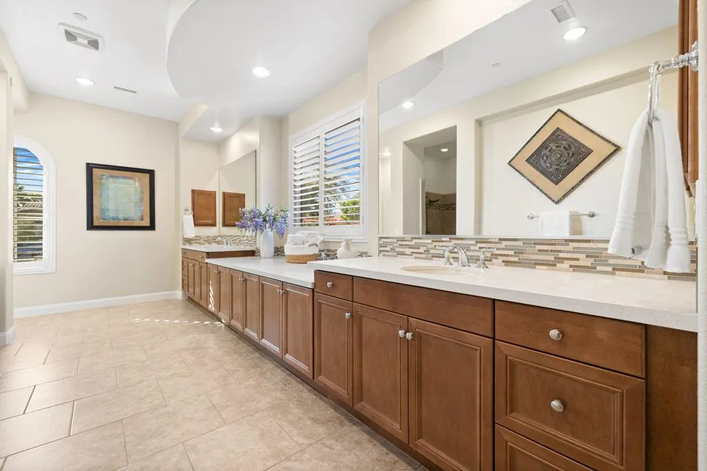 21 Alicante Circle, Rancho Mirage, California 92270 home-pic-47
