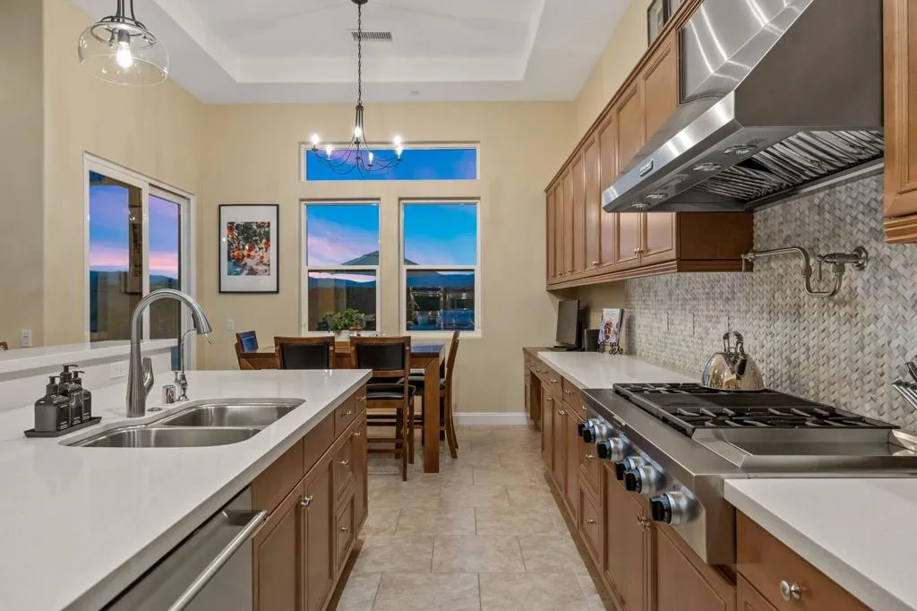 21 Alicante Circle, Rancho Mirage, California 92270 home-pic-36
