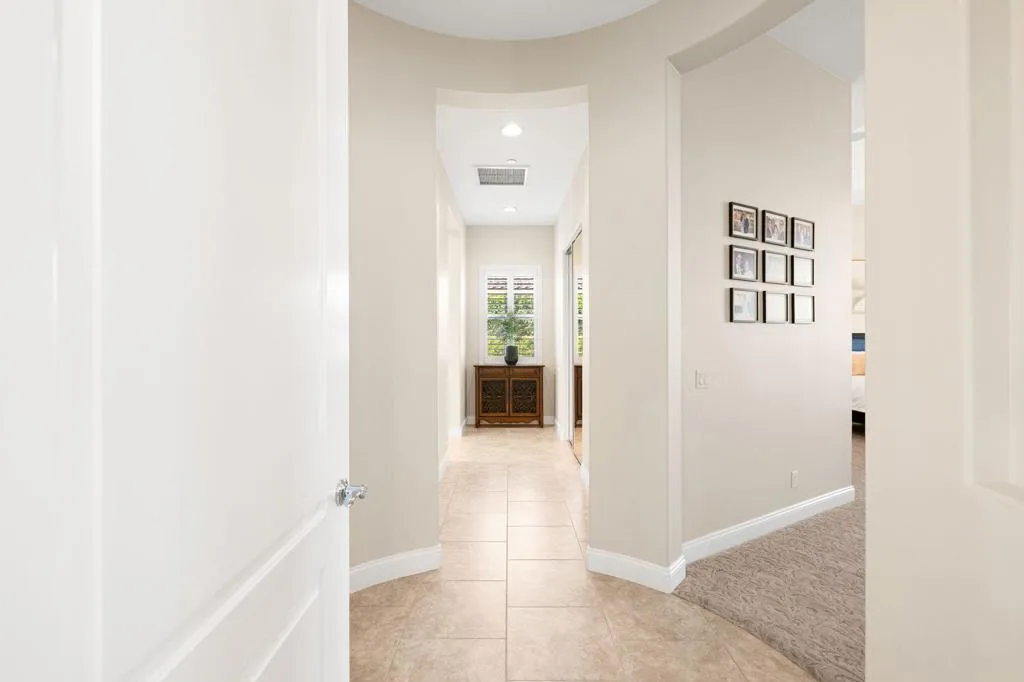 21 Alicante Circle, Rancho Mirage, California 92270 home-pic-48