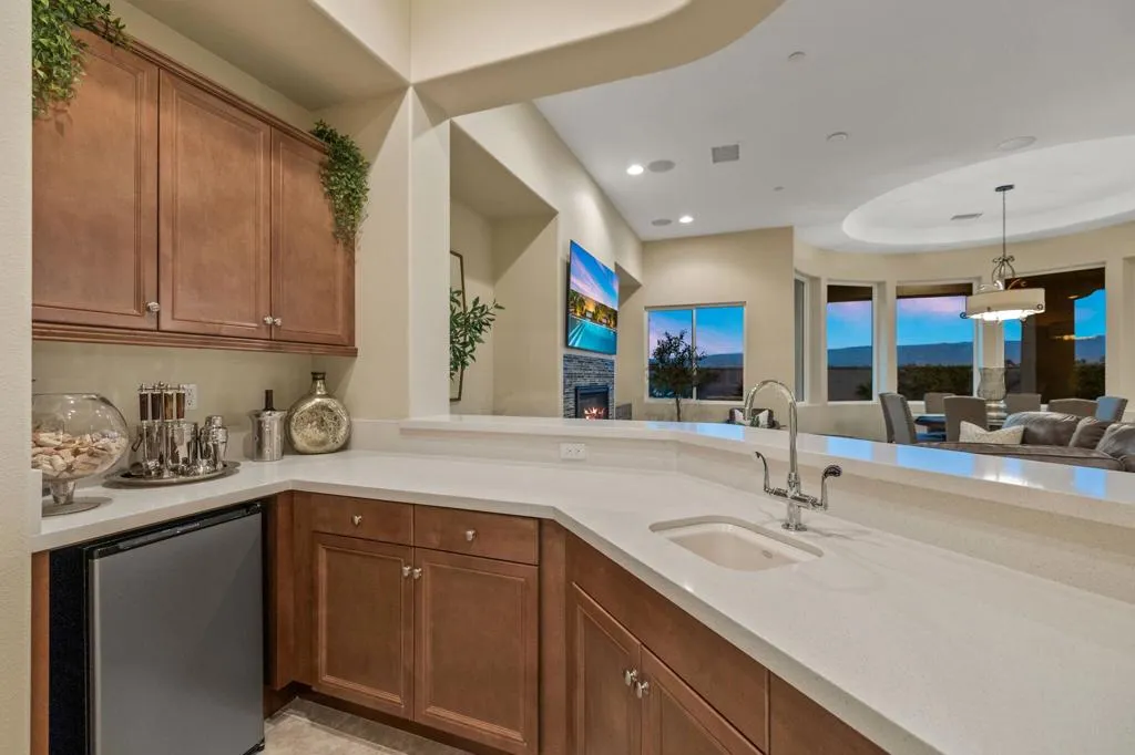 21 Alicante Circle, Rancho Mirage, California 92270 home-pic-31