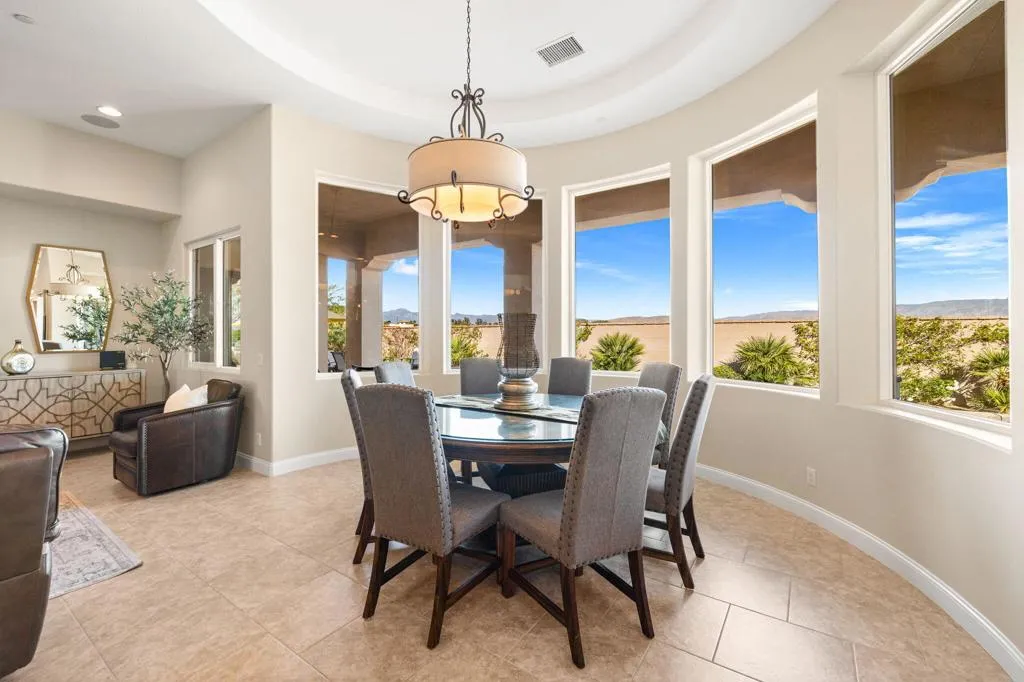 21 Alicante Circle, Rancho Mirage, California 92270 home-pic-26