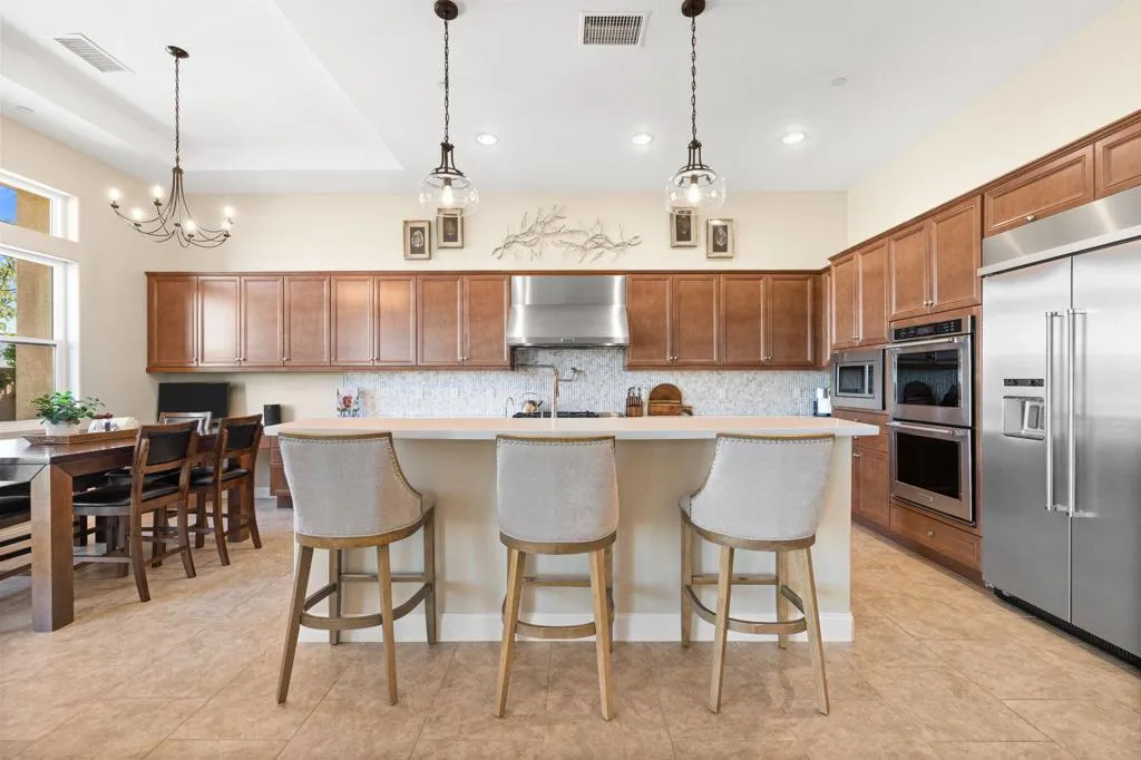 21 Alicante Circle, Rancho Mirage, California 92270 home-pic-14