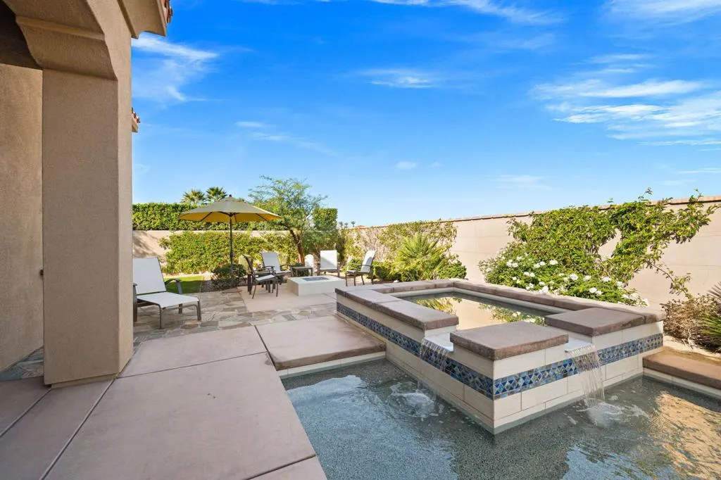 21 Alicante Circle, Rancho Mirage, California 92270 home-pic-75