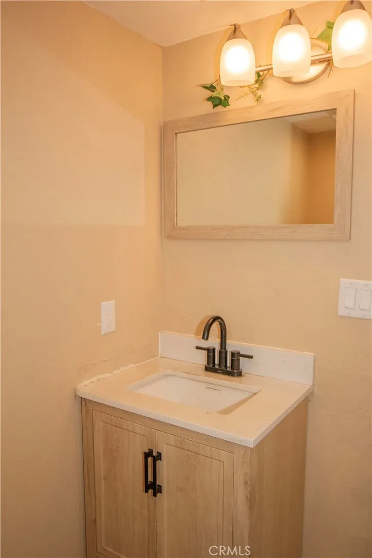 33379 George Smith, Squaw Valley, California 93675 home-pic-19