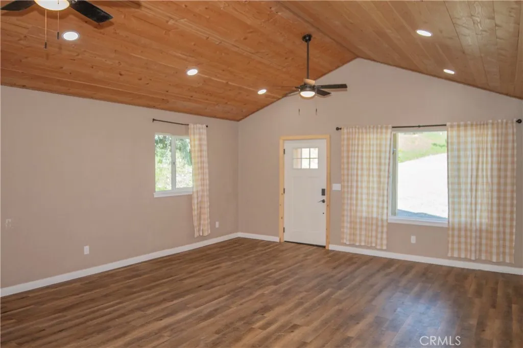 33379 George Smith, Squaw Valley, California 93675 home-pic-3