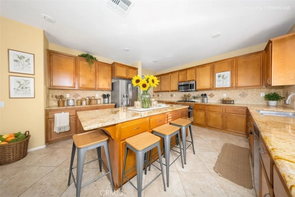 29275 Moon Hill Court, Menifee, California 92584 home-pic-15
