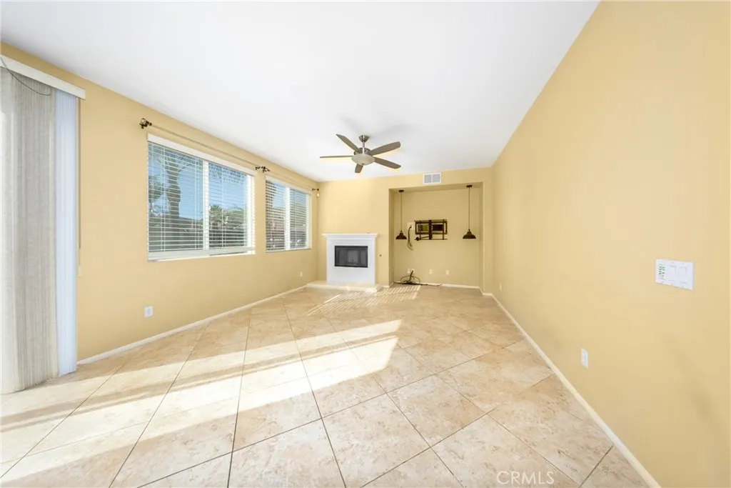 29275 Moon Hill Court, Menifee, California 92584 home-pic-12