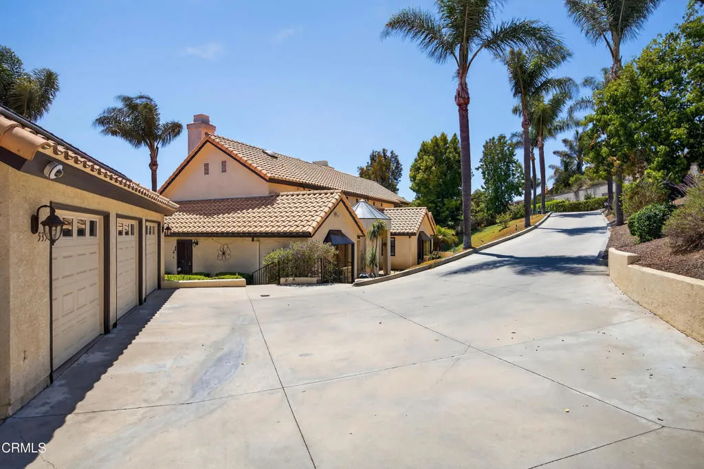 535 Ridgecrest Drive, Santa Paula, California 93060 home-pic-2