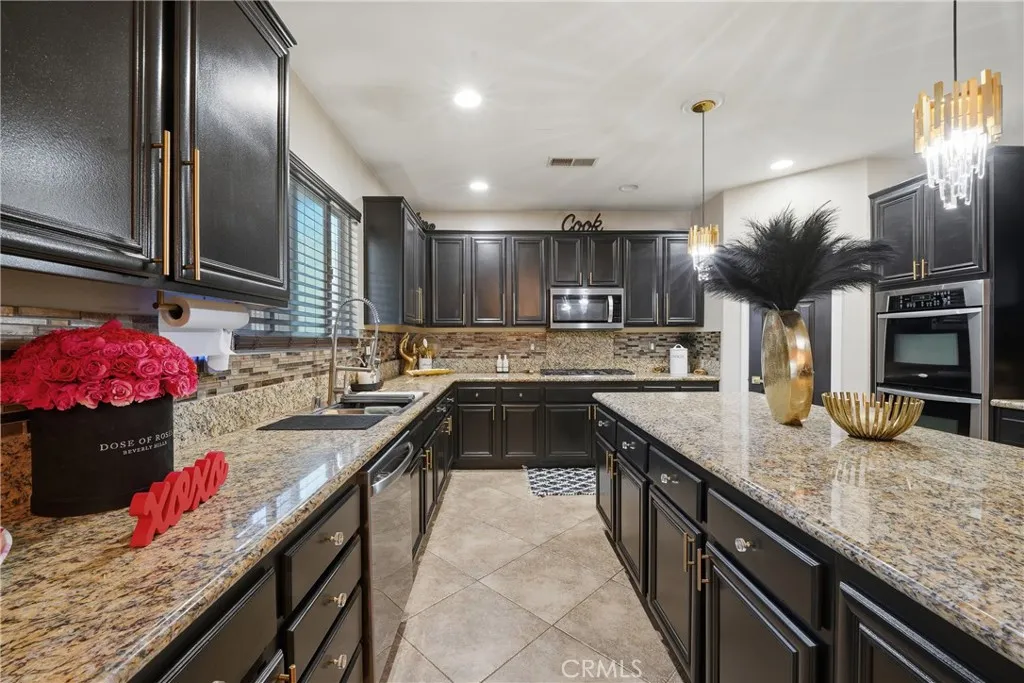 16180 Angel Canyon, Riverside, California 92503 home-pic-13