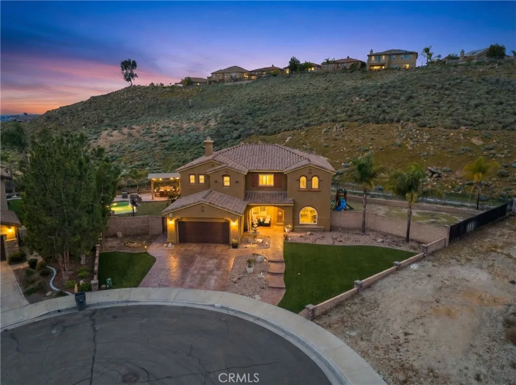 16180 Angel Canyon, Riverside, California 92503 home-pic-3