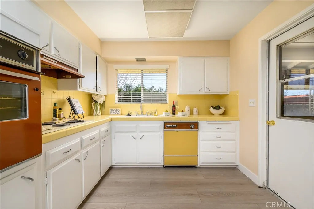 29701 Thornhill, Menifee, California 92586 home-pic-14