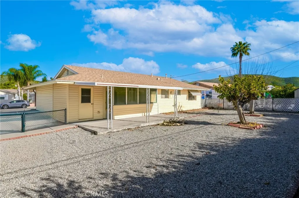 29701 Thornhill, Menifee, California 92586 home-pic-18