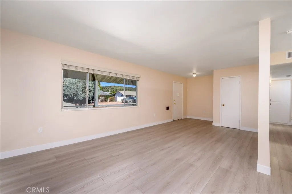 29701 Thornhill, Menifee, California 92586 home-pic-9