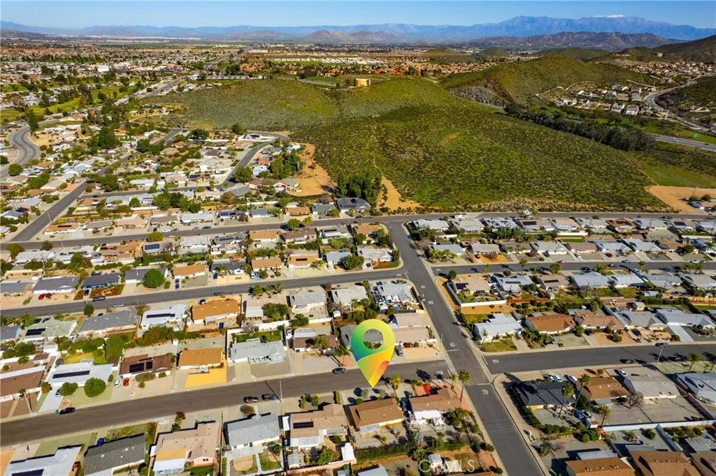29701 Thornhill, Menifee, California 92586 home-pic-28