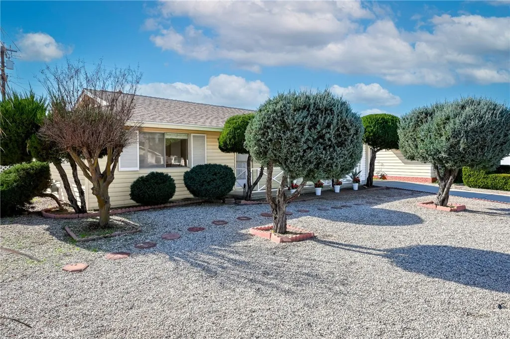 29701 Thornhill, Menifee, California 92586 home-pic-17
