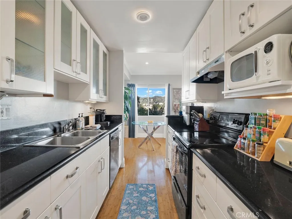 1115 S Elm 516, Los Angeles, California 90035 home-pic-8