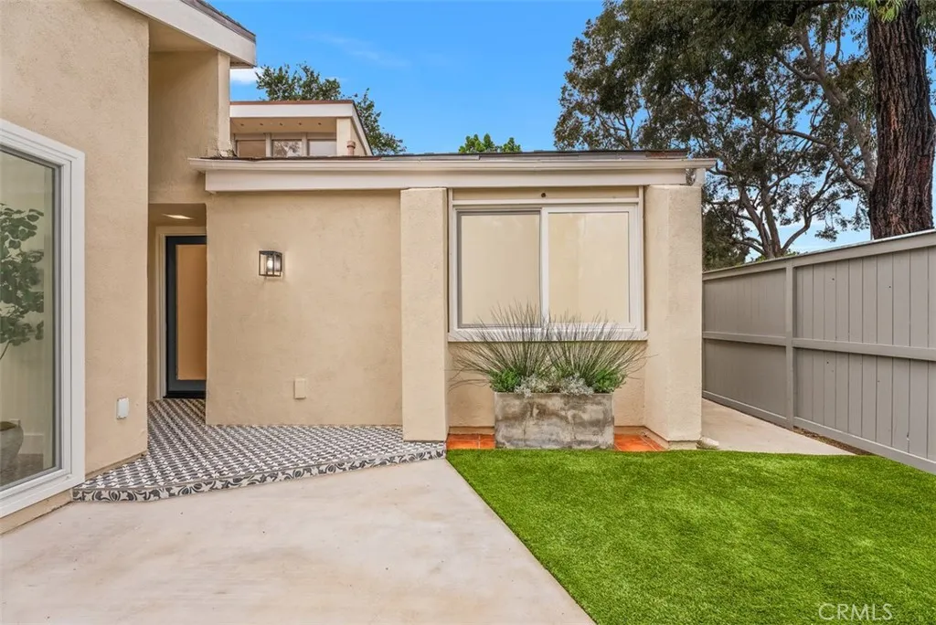 19858 Deep Harbor Drive, Huntington Beach, California 92648 home-pic-3