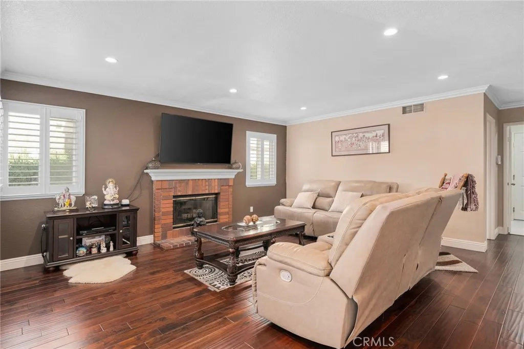 752 Newbury Way, Diamond Bar, California 91765 home-pic-18