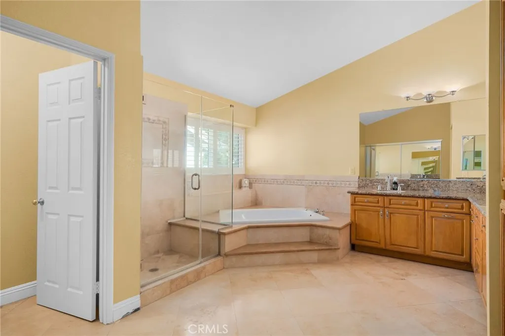 752 Newbury Way, Diamond Bar, California 91765 home-pic-28